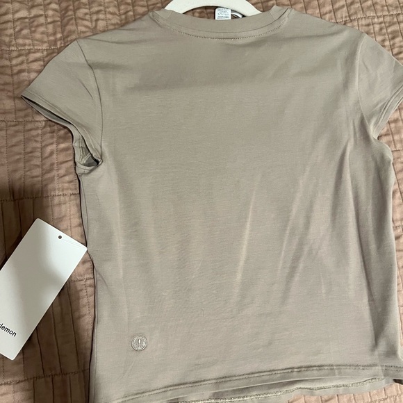 💕NWT Lululemon Baby Cotton Tee in tan💗 - Picture 5 of 6